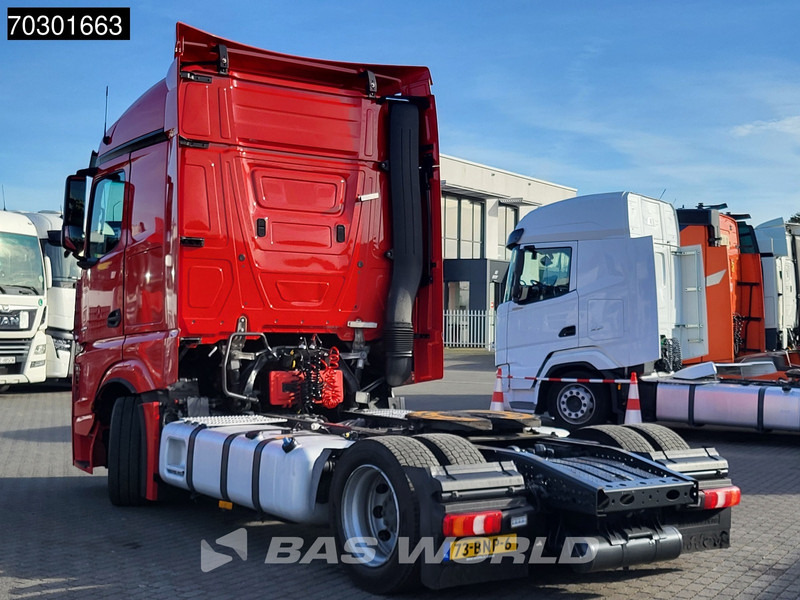 Mercedes-Benz Actros 1942 4X2 NL-Truck Mega StreamSpace - Tractor unit: picture 2 Mercedes-Benz Actros 1942 4X2 NL-Truck Mega StreamSpace - Tractor unit: picture 2