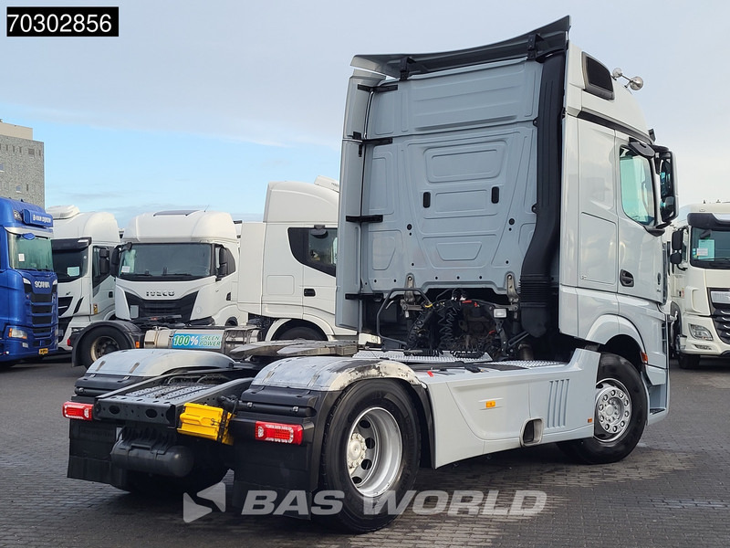 Mercedes-Benz Actros 1951 Actros 4X2 BigSpace 2x Tanks Leder 70% Tyres - Tractor unit: picture 5 Mercedes-Benz Actros 1951 Actros 4X2 BigSpace 2x Tanks Leder 70% Tyres - Tractor unit: picture 5