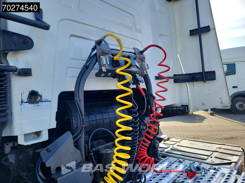 Renault T 440 T 4X2 DTI13 Optibrake+ Euro 6 - Tractor unit: picture 2 Renault T 440 T 4X2 DTI13 Optibrake+ Euro 6 - Tractor unit: picture 2