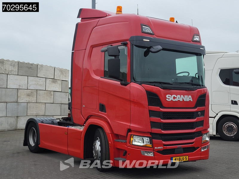 Scania R450 R 4X2 NL-Truck Retarder LED Euro 6 - Tractor unit: picture 3 Scania R450 R 4X2 NL-Truck Retarder LED Euro 6 - Tractor unit: picture 3