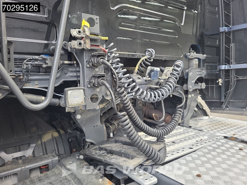 Tractor unit Scania R500 4X2 Retarder 2x Tanks Hydraulik Leder ACC Standklima Euro 6: picture 6 Tractor unit Scania R500 4X2 Retarder 2x Tanks Hydraulik Leder ACC Standklima Euro 6: picture 6