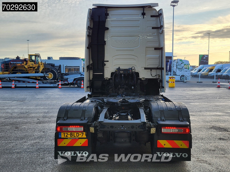 Volvo FH 460 FH 4X2 NL-Truck 2x Tanks VEB+ Xenon ACC Euro 6 - Tractor unit: picture 3 Volvo FH 460 FH 4X2 NL-Truck 2x Tanks VEB+ Xenon ACC Euro 6 - Tractor unit: picture 3