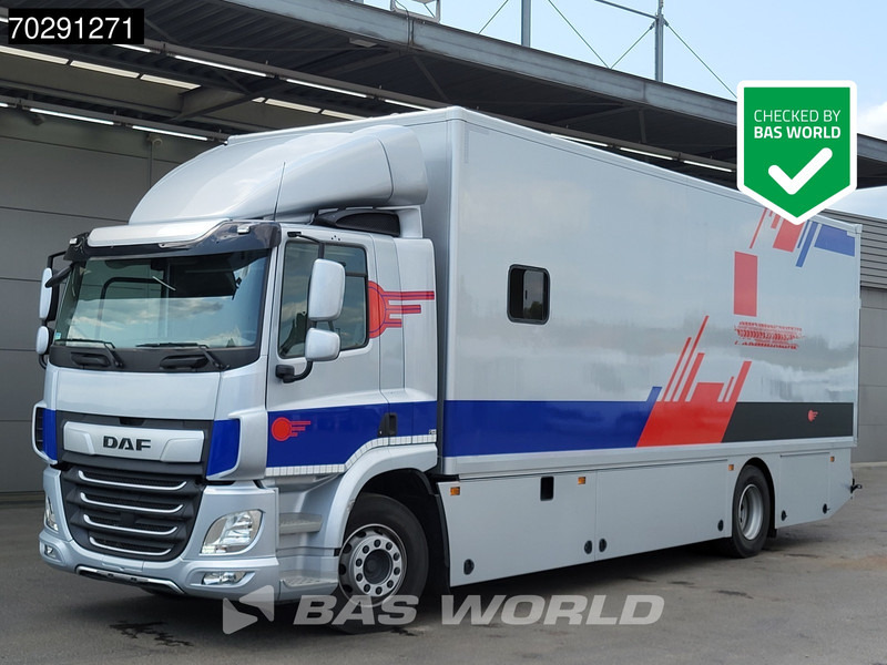 DAF CF 290 CF 4X2 1500kg Ladebordwand Automatic ACC Euro 6 - Truck: picture 1 DAF CF 290 CF 4X2 1500kg Ladebordwand Automatic ACC Euro 6 - Truck: picture 1