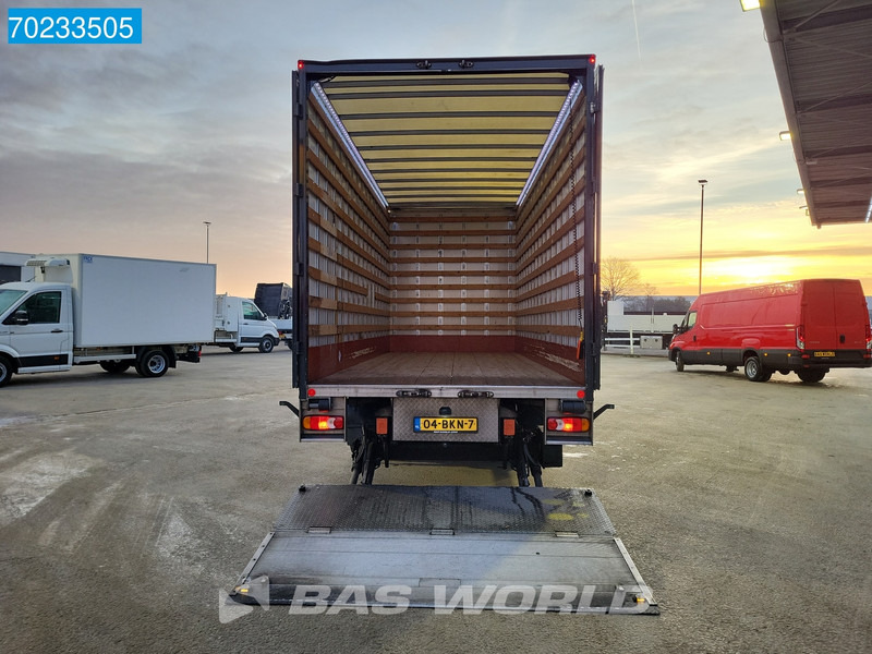 Volvo FL 210 4X2 12T NL-Truck Automatic Ladebordwand Euro 6 - Box truck: picture 3 Volvo FL 210 4X2 12T NL-Truck Automatic Ladebordwand Euro 6 - Box truck: picture 3