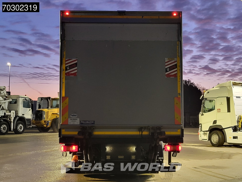 Volvo FM 330 6X2 Frigoblock FK25SL 2000kg Ladebordwand Lift+Steering Axle Euro 6 - Refrigerator truck: picture 3 Volvo FM 330 6X2 Frigoblock FK25SL 2000kg Ladebordwand Lift+Steering Axle Euro 6 - Refrigerator truck: picture 3