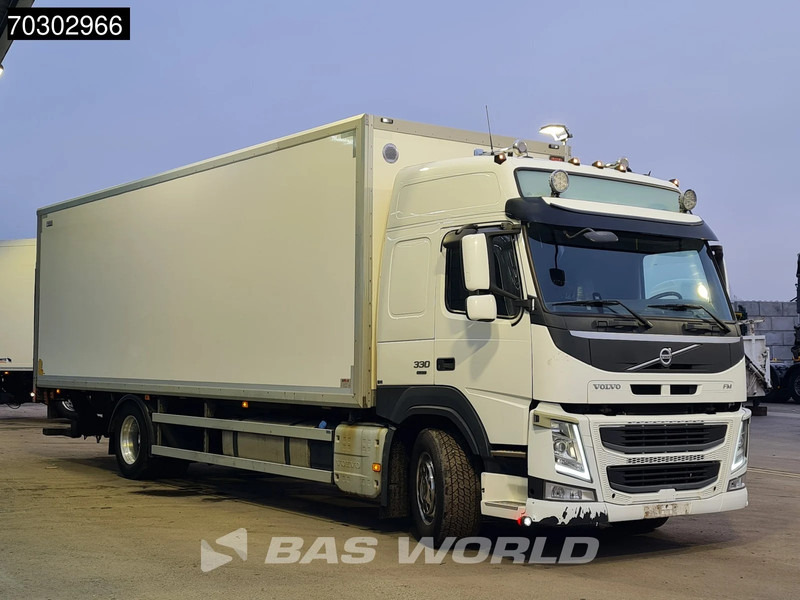 Box truck Volvo FM 330 FM 4X2 20tonner 2000kg Ladebordwand Automatic VEB+ Euro 6: picture 11 Box truck Volvo FM 330 FM 4X2 20tonner 2000kg Ladebordwand Automatic VEB+ Euro 6: picture 11