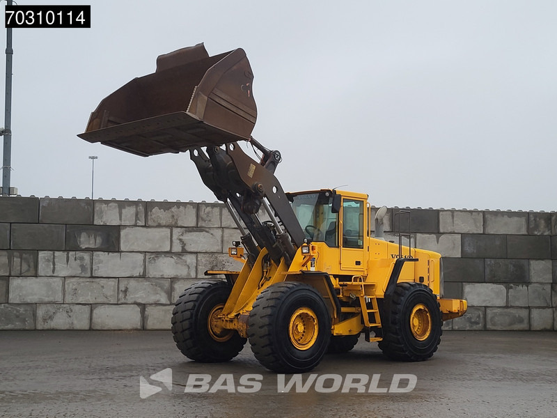 Volvo L150 E - Wheel loader: picture 2 Volvo L150 E - Wheel loader: picture 2