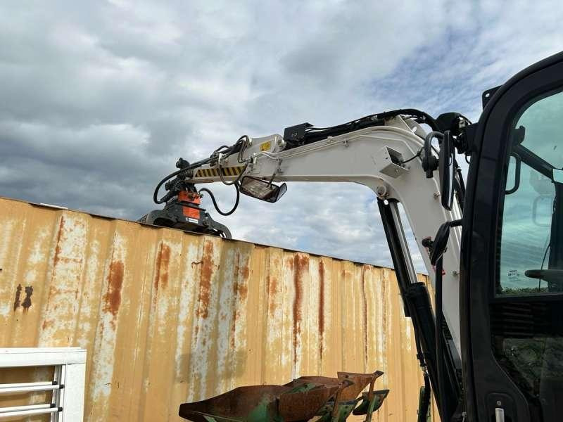 Mini excavator Bobcat E57W: picture 16