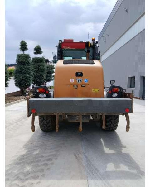 Grader Case 836C AWD EQUIPEE 3D: picture 13