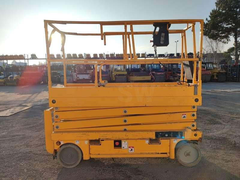 Haulotte CISEAUX COMPACT 10N - Vertical mast lift: picture 5 Haulotte CISEAUX COMPACT 10N - Vertical mast lift: picture 5