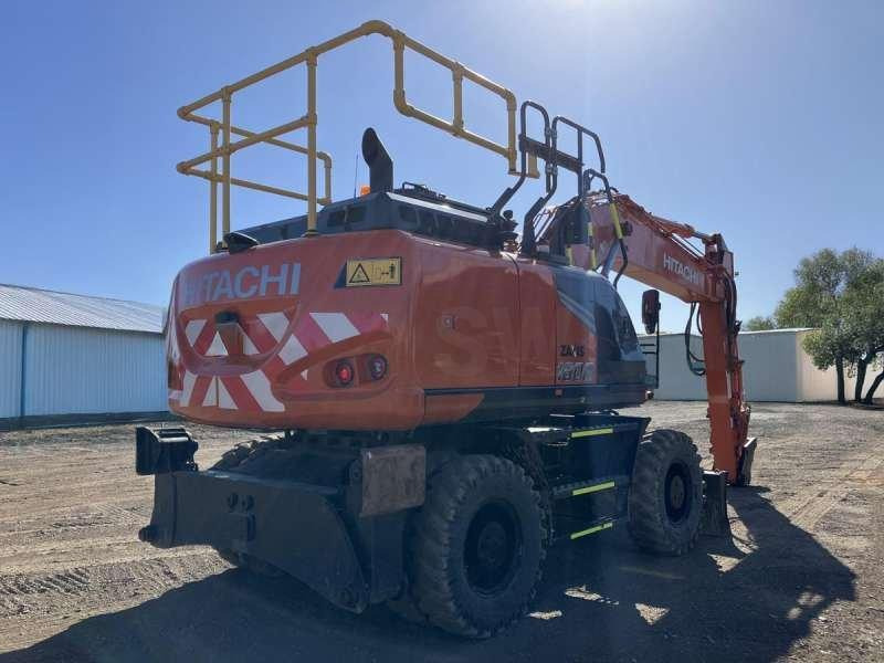 Hitachi ZX180W-7 - Wheel excavator: picture 4 Hitachi ZX180W-7 - Wheel excavator: picture 4