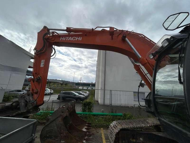 Hitachi ZX225USLC-3 - Crawler excavator: picture 5 Hitachi ZX225USLC-3 - Crawler excavator: picture 5