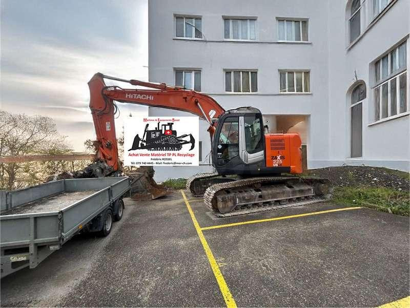 Hitachi ZX225USLC-3 - Crawler excavator: picture 2 Hitachi ZX225USLC-3 - Crawler excavator: picture 2