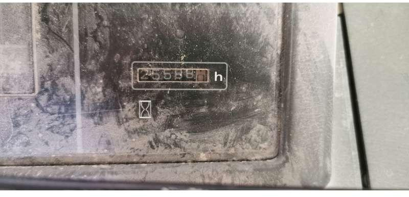 Komatsu WA470-3 - Wheel loader: picture 4 Komatsu WA470-3 - Wheel loader: picture 4