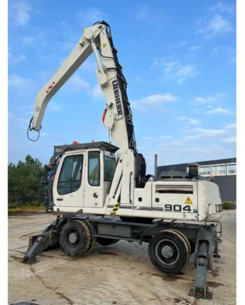 Liebherr A904C Litronic - Waste/ Industry handler: picture 3 Liebherr A904C Litronic - Waste/ Industry handler: picture 3