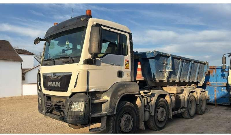 MAN TGS 35.460 8X4 - Hook lift truck: picture 2 MAN TGS 35.460 8X4 - Hook lift truck: picture 2