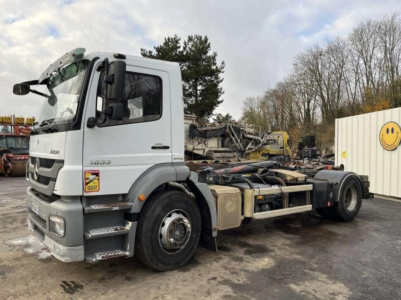 Mercedes AXOR 1833 - Hook lift truck: picture 3 Mercedes AXOR 1833 - Hook lift truck: picture 3