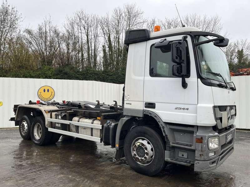 Mercedes Camion Ampliroll ACTROS 2544 - Hook lift truck: picture 1 Mercedes Camion Ampliroll ACTROS 2544 - Hook lift truck: picture 1