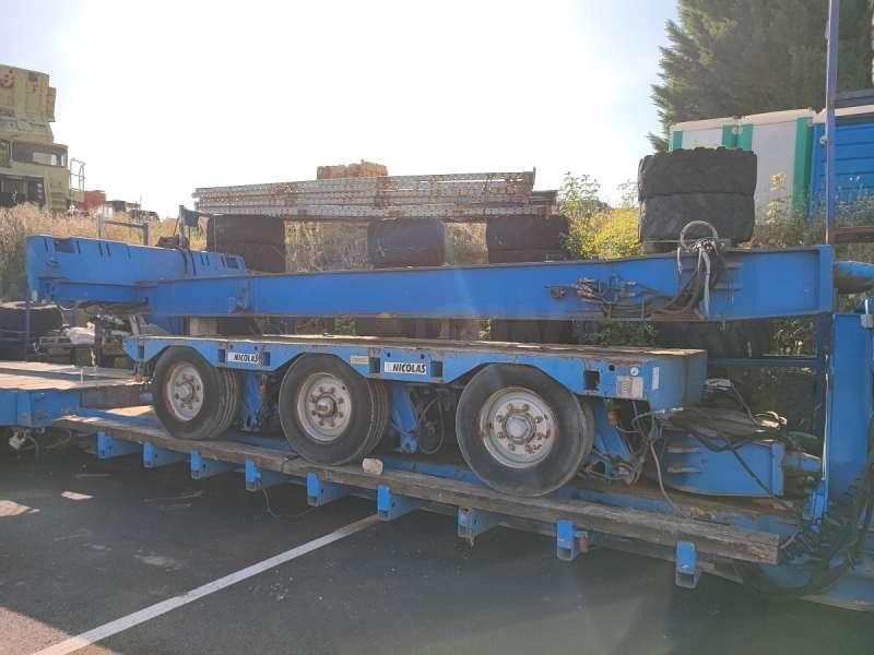 Nicolas 4+3 ESSIEUX - Low loader semi-trailer: picture 3 Nicolas 4+3 ESSIEUX - Low loader semi-trailer: picture 3