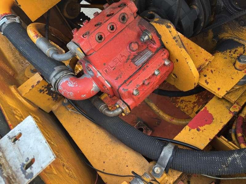 Wheel excavator Poclain P60: picture 38