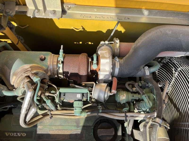 Wheel excavator Volvo EW140D: picture 39