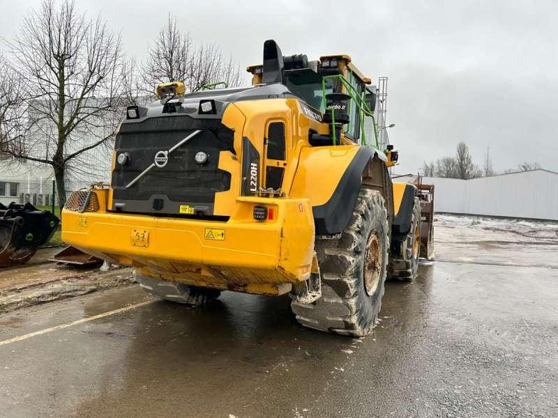 Wheel loader Volvo L220H: picture 8