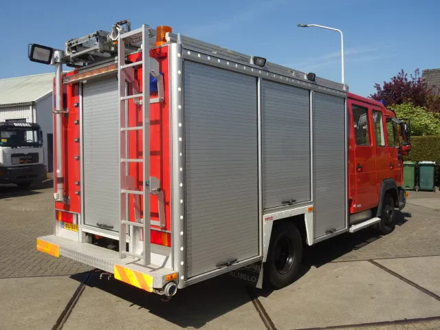 MAN LE 220C GODIVA POMP 2000 LITER TANK,MANUAL GEARBOX - Fire truck: picture 5 MAN LE 220C GODIVA POMP 2000 LITER TANK,MANUAL GEARBOX - Fire truck: picture 5