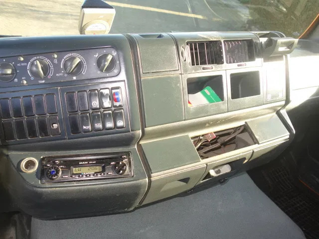 MAN TGA 41-440 8X6 MANUAL GEARBOX 22M3 MEILLER TIPPER - Tipper: picture 5 MAN TGA 41-440 8X6 MANUAL GEARBOX 22M3 MEILLER TIPPER - Tipper: picture 5