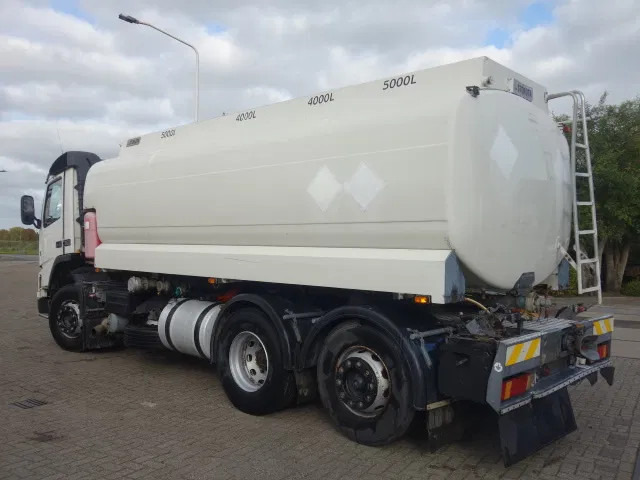 Volvo FM 360 18000 LITER,MANUALPOMP,MANUALCOUNTER - Tank truck: picture 3 Volvo FM 360 18000 LITER,MANUALPOMP,MANUALCOUNTER - Tank truck: picture 3