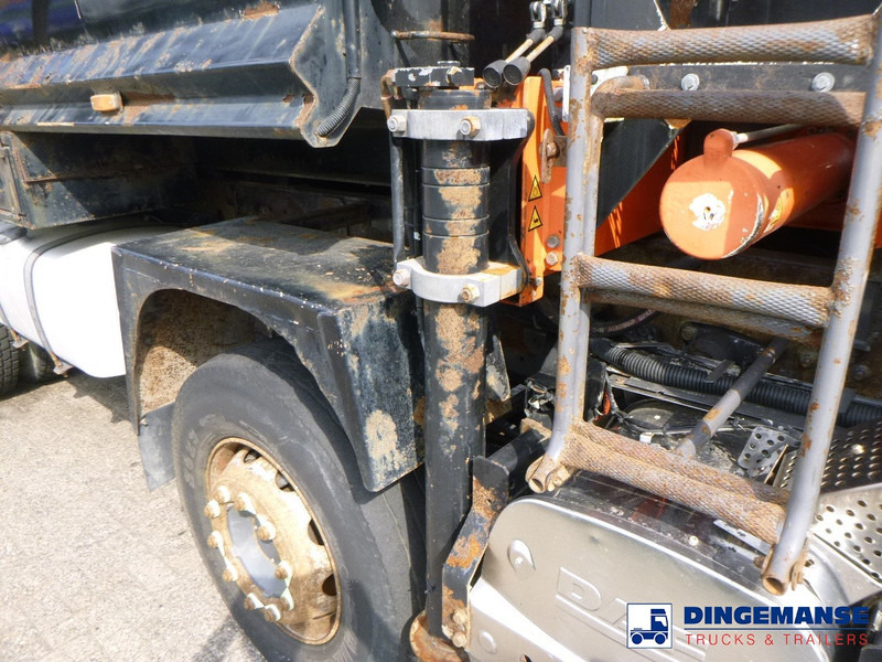 Interior photo 1: Crane truck DAF CF 85.360 8X4 RHD tipper + Terex 118.2 VGL-A15