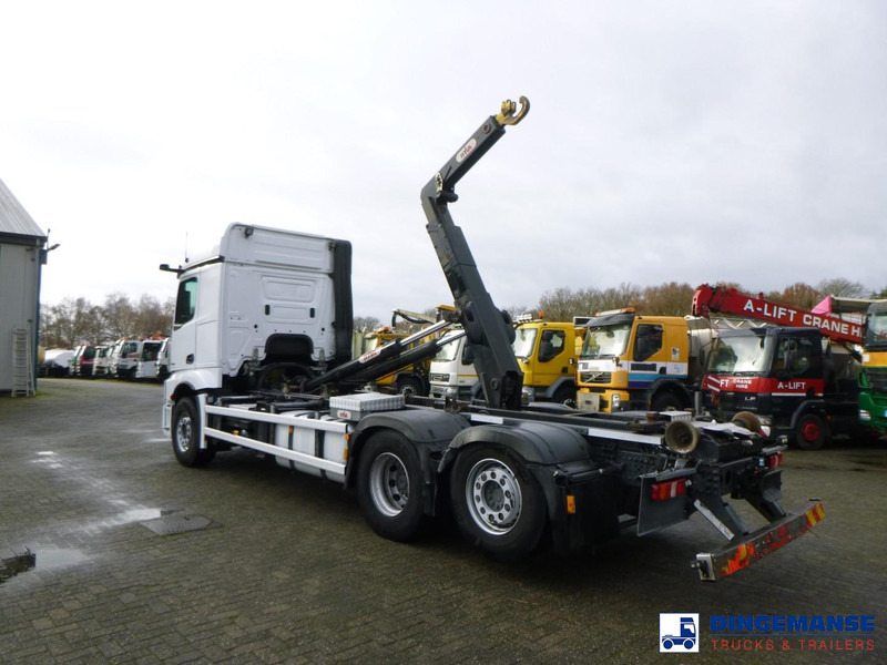 Mercedes-Benz Actros 2843 6x2 Hyva container hook 20t - Hook lift truck: picture 3 Mercedes-Benz Actros 2843 6x2 Hyva container hook 20t - Hook lift truck: picture 3