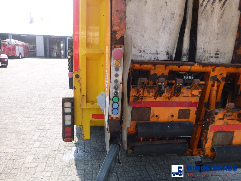 Garbage truck Mercedes-Benz Econic 2633 6x4 RHD Euro 5 EEV Faun Variopress refuse truck: picture 6
