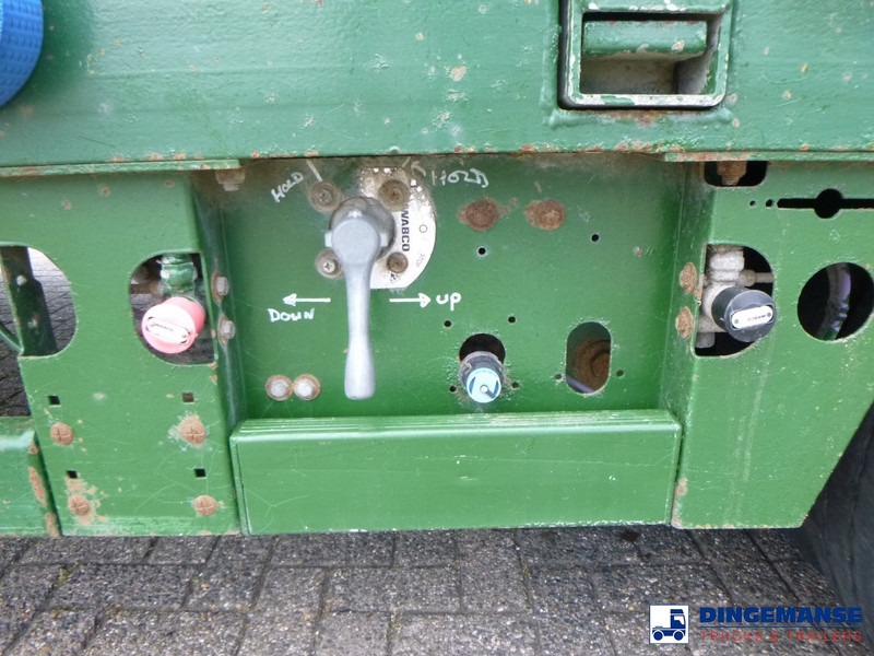 Low loader semi-trailer Nooteboom 4-axle lowbed trailer 73t OSD-73: picture 11