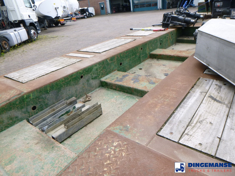 Low loader semi-trailer Nooteboom 4-axle lowbed trailer 73t OSD-73: picture 12