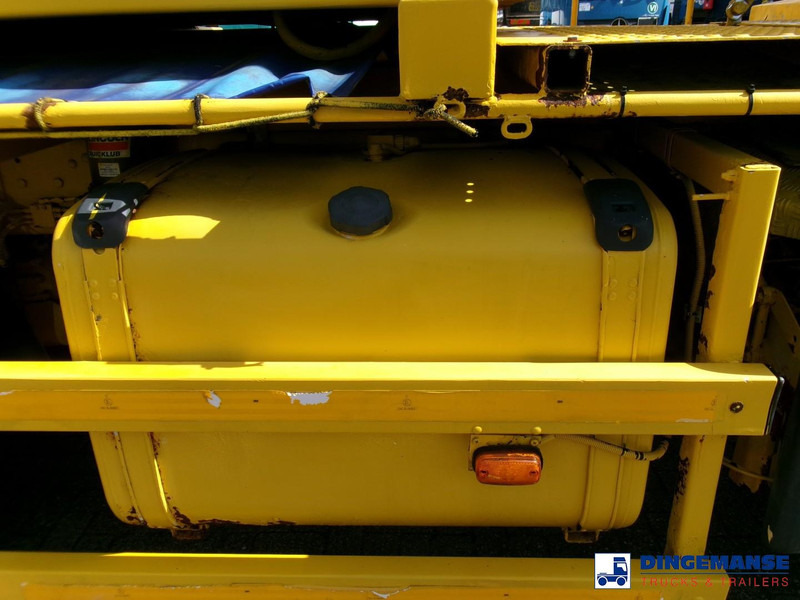 Scania P114-340 CB 6X6 RHD gritter / snow plough - Snow removal vehicle: picture 5 Scania P114-340 CB 6X6 RHD gritter / snow plough - Snow removal vehicle: picture 5