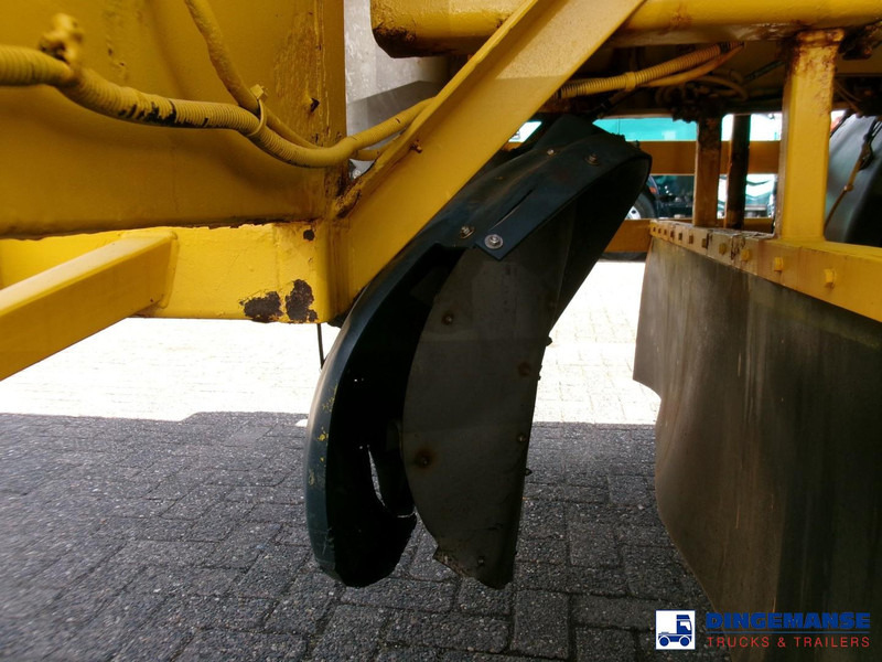 Snow removal vehicle Scania P114-340 CB 6X6 RHD gritter / snow plough: picture 8 Snow removal vehicle Scania P114-340 CB 6X6 RHD gritter / snow plough: picture 8