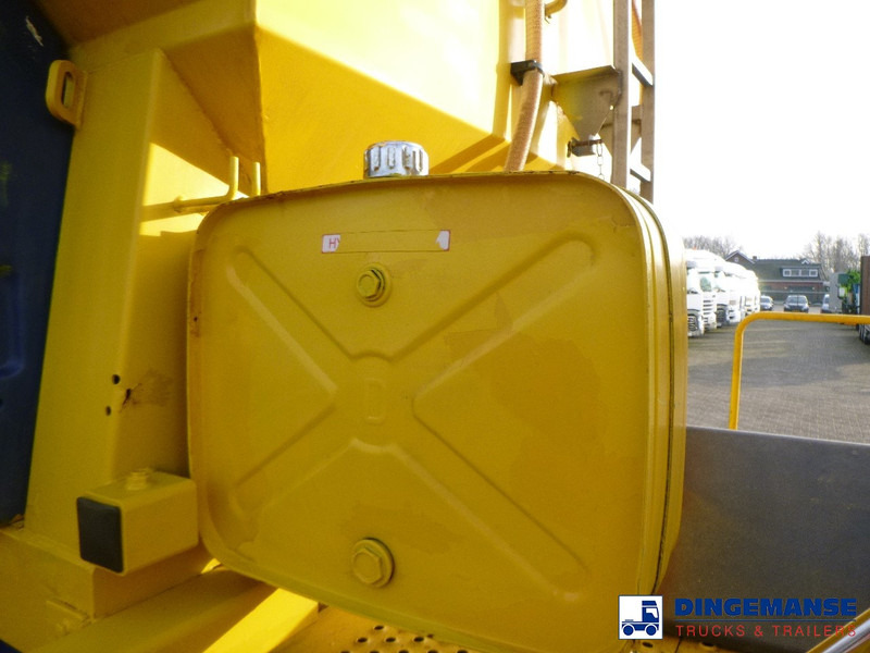 Leasing of Scania P114-340 CB 6X6 RHD gritter / snow plough Scania P114-340 CB 6X6 RHD gritter / snow plough: picture 12