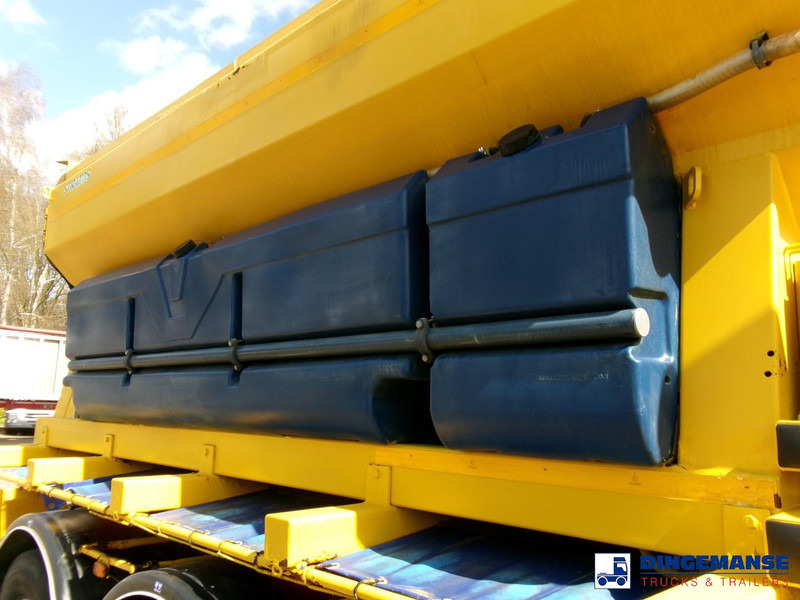 Snow removal vehicle Scania P114-340 CB 6X6 RHD gritter / snow plough: picture 15 Snow removal vehicle Scania P114-340 CB 6X6 RHD gritter / snow plough: picture 15