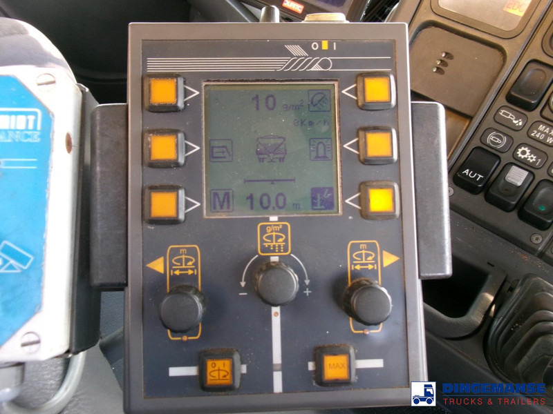 Snow removal vehicle Scania P114-340 CB 6X6 RHD gritter / snow plough: picture 20 Snow removal vehicle Scania P114-340 CB 6X6 RHD gritter / snow plough: picture 20