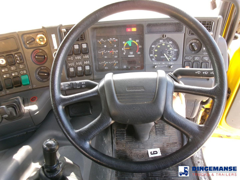 Snow removal vehicle Scania P114-340 CB 6X6 RHD gritter / snow plough: picture 17 Snow removal vehicle Scania P114-340 CB 6X6 RHD gritter / snow plough: picture 17