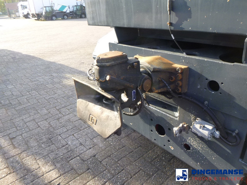 MOL RM 255 4X4 terminal drawbar tractor 150 ton - Tractor unit: picture 5 MOL RM 255 4X4 terminal drawbar tractor 150 ton - Tractor unit: picture 5