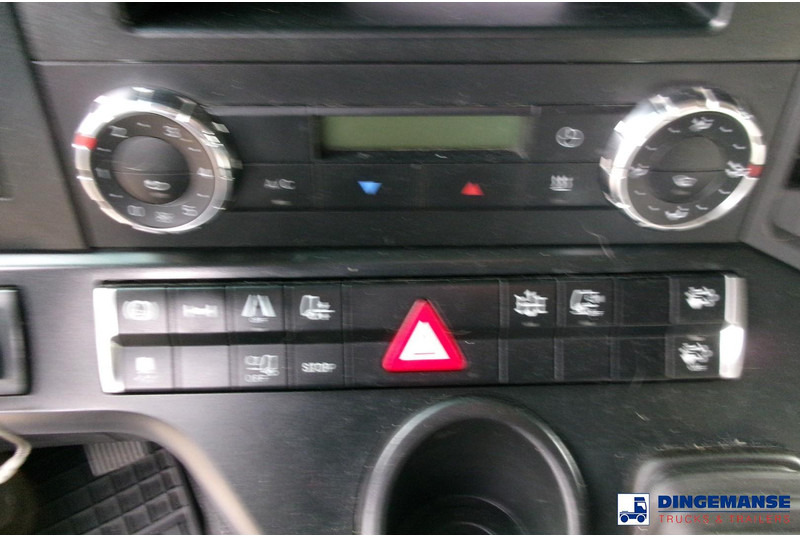 Tractor unit Mercedes-Benz Actros 1843 4x2 Euro 6 / ADR + PTO: picture 13