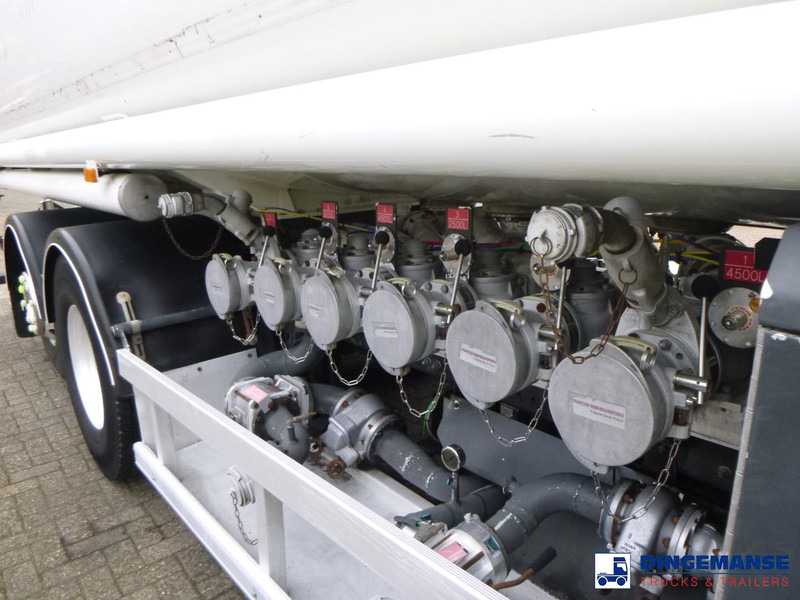 Volvo FE 340 6x2 fuel tank 22.1 m3 / 6 comp - Tank truck: picture 5 Volvo FE 340 6x2 fuel tank 22.1 m3 / 6 comp - Tank truck: picture 5