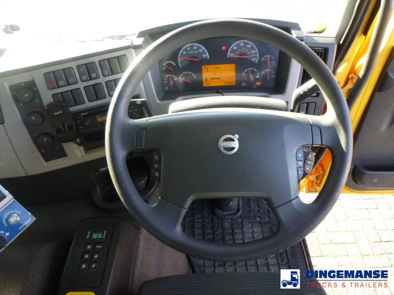 Snow removal vehicle Volvo FE 340 6x4 RHD salt spreader / gritter: picture 18