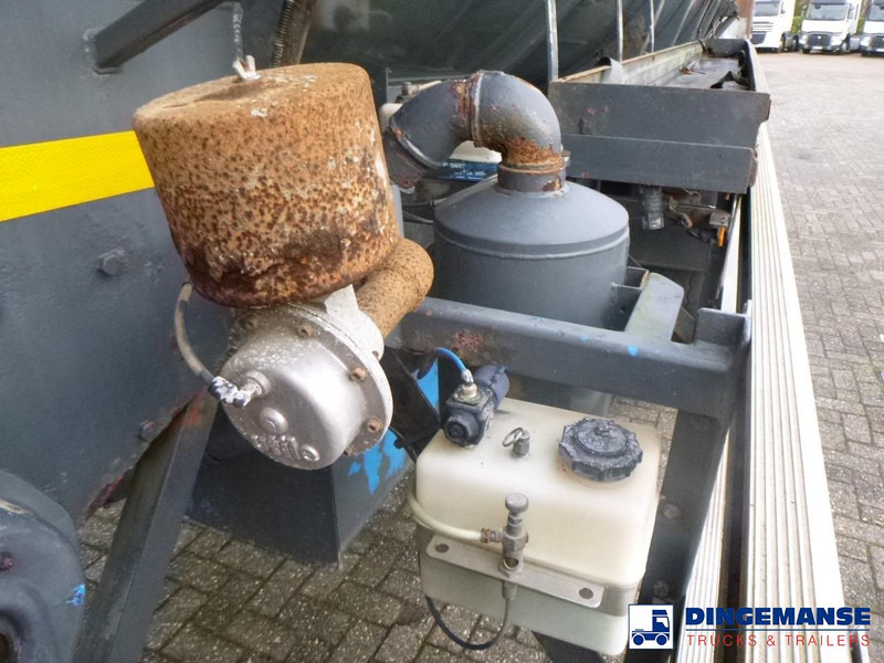 Tank semi-trailer WHALE Vacuum tank inox 30 m3 / 1 comp + pump: picture 14