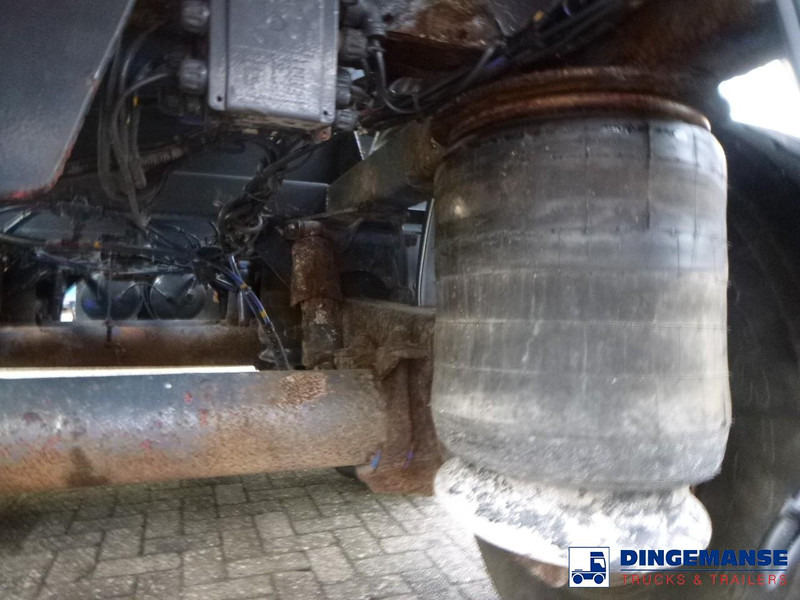 Tank semi-trailer WHALE Vacuum tank inox 30 m3 / 1 comp + pump: picture 7