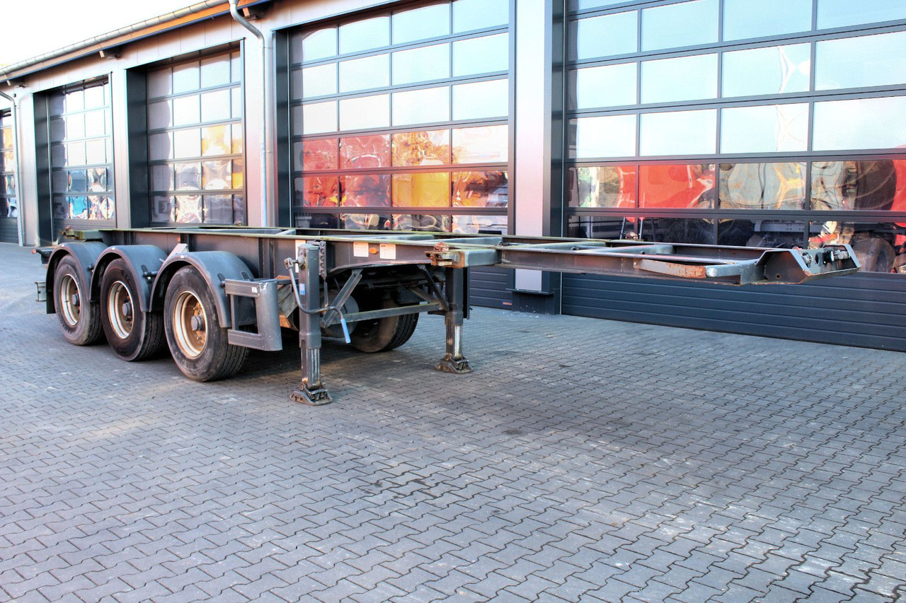 3-Achs MAFA BDF Wechsel Container ADR/GGVS - Container transporter/ Swap body semi-trailer: picture 1 3-Achs MAFA BDF Wechsel Container ADR/GGVS - Container transporter/ Swap body semi-trailer: picture 1