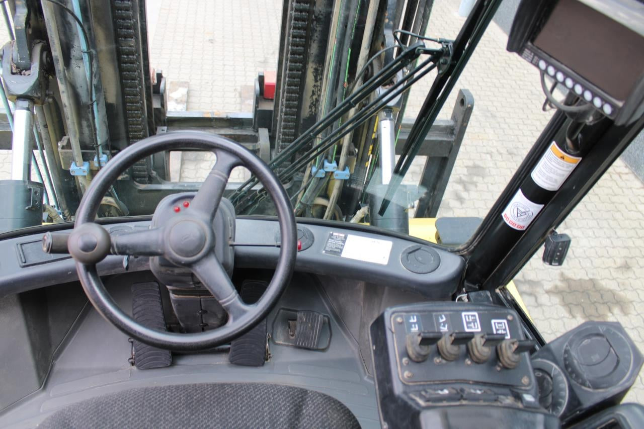 Hyster HYSTER H9.00XM-6 - Diesel forklift: picture 4 Hyster HYSTER H9.00XM-6 - Diesel forklift: picture 4