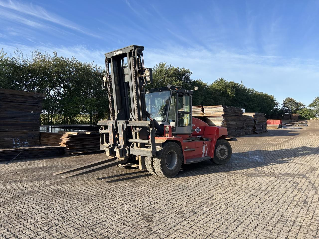Kalmar DCE160-6 - Diesel forklift: picture 2 Kalmar DCE160-6 - Diesel forklift: picture 2