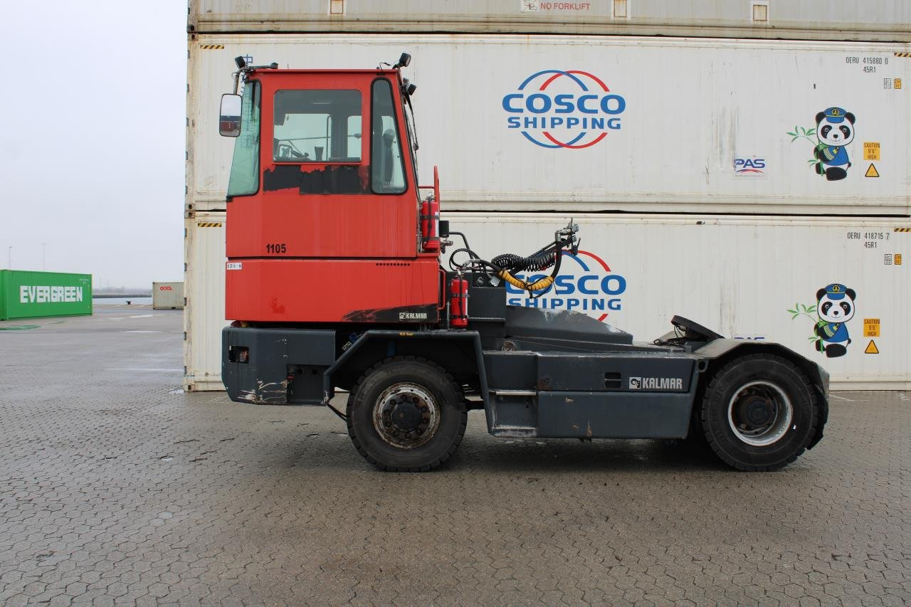 Kalmar TRX242 - Terminal tractor: picture 1 Kalmar TRX242 - Terminal tractor: picture 1